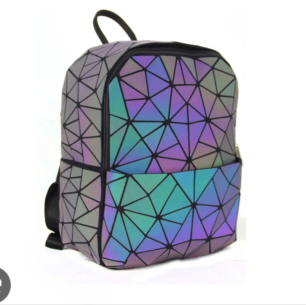 Geometric Holographic Backpack